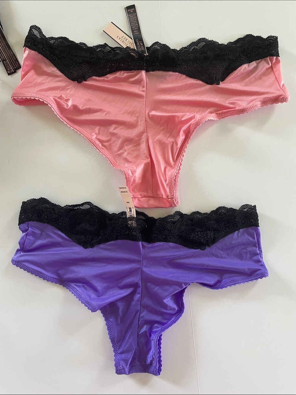 NWT 4 Victorias Secret Very Sexy Push Up 34 B 2 Panties Medium - Picture 6 of 9